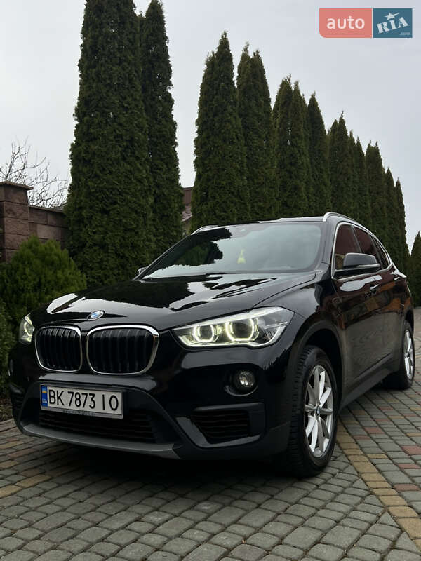 Внедорожник / Кроссовер BMW X1 2019 в Ровно фото 2 Внедорожник / Кроссовер BMW X1 2019 в Ровно