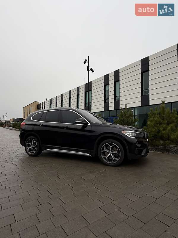 Внедорожник / Кроссовер BMW X1 2019 в Хмельницком