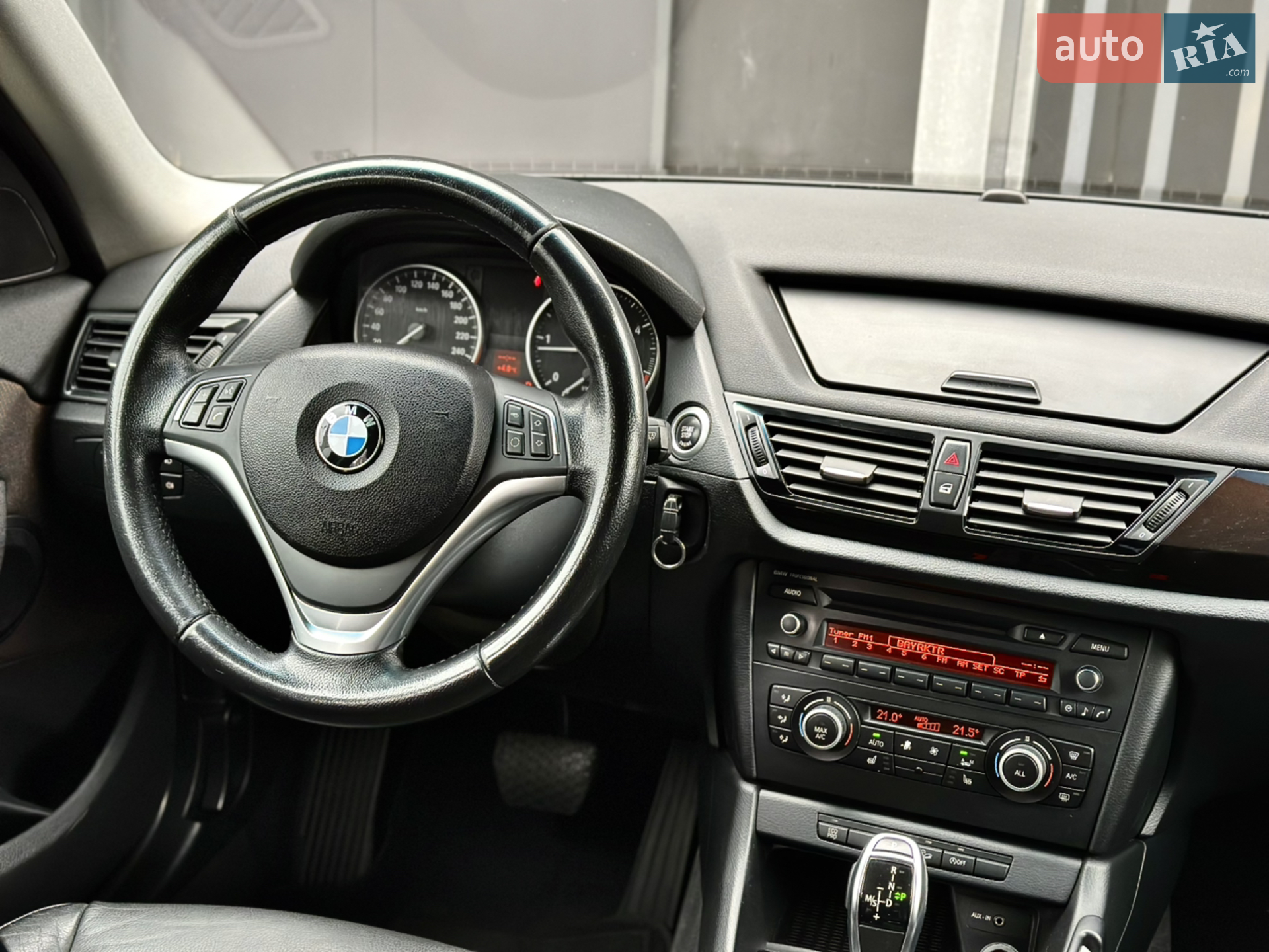 2013 BMW X1 - мініатюра 2