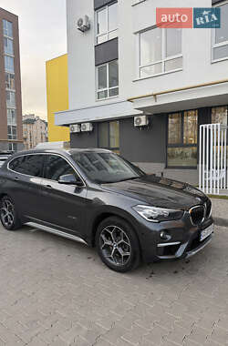Внедорожник / Кроссовер BMW X1 2016 в Черновцах