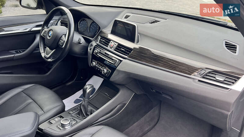 Внедорожник / Кроссовер BMW X1 2018 в Луцке