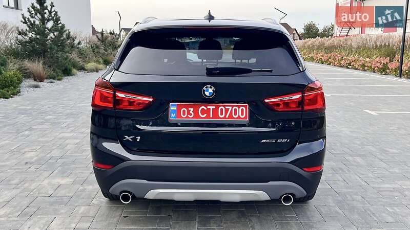 Внедорожник / Кроссовер BMW X1 2018 в Луцке
