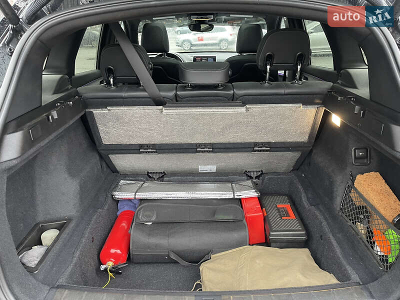 Внедорожник / Кроссовер BMW X1 2019 в Киеве