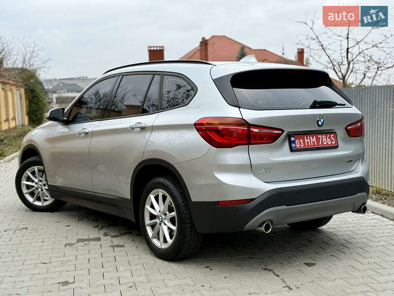 Внедорожник / Кроссовер BMW X1 2018 в Ужгороде