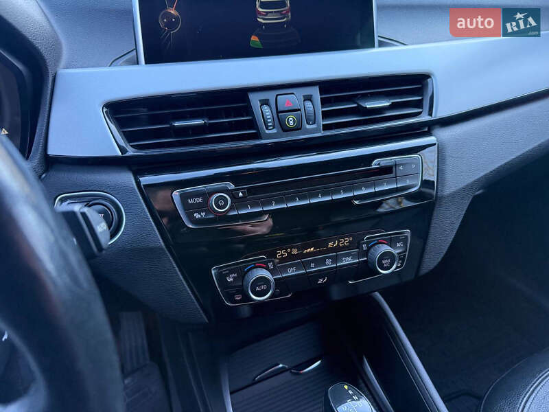 Внедорожник / Кроссовер BMW X1 2015 в Стрые