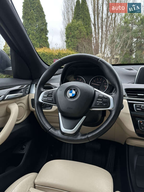 Внедорожник / Кроссовер BMW X1 2017 в Сарнах фото 47 Внедорожник / Кроссовер BMW X1 2017 в Сарнах