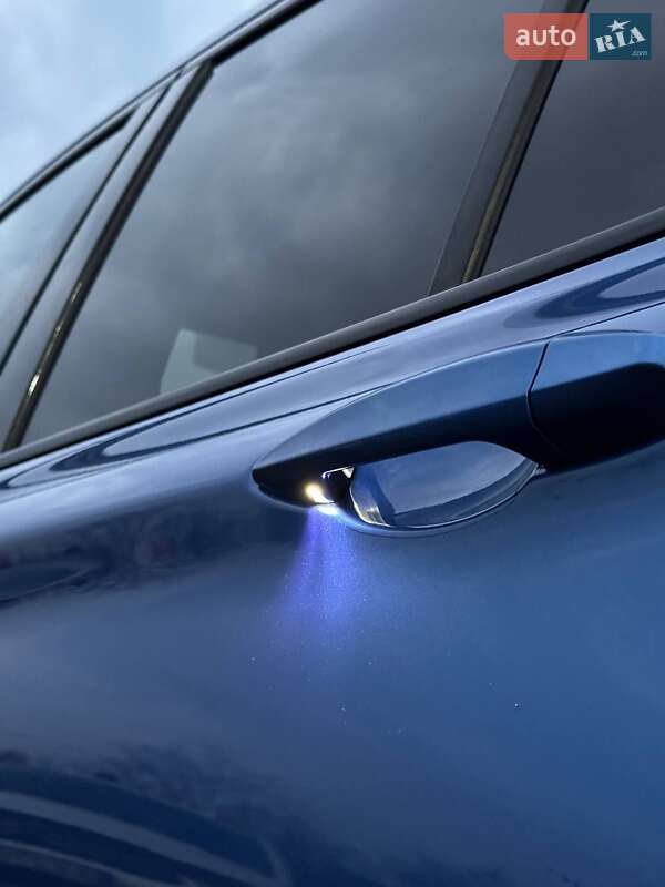 Внедорожник / Кроссовер BMW X1 2016 в Харькове