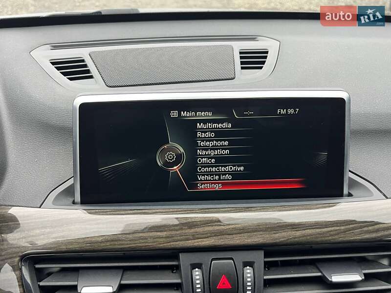 Позашляховик / Кросовер BMW X1 2016 в Луцьку