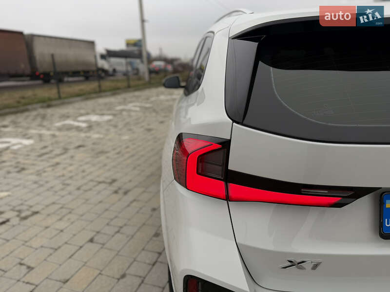 Внедорожник / Кроссовер BMW X1 2024 в Львове