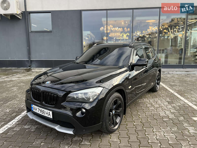 Внедорожник / Кроссовер BMW X1 2011 в Хмельницком