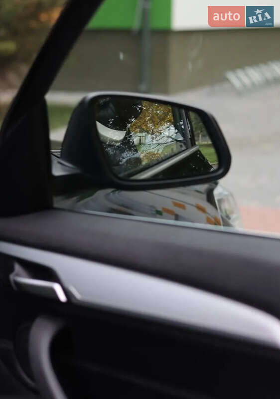 Внедорожник / Кроссовер BMW X1 2019 в Тернополе