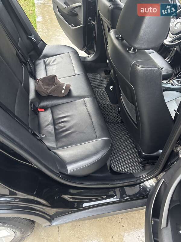 Внедорожник / Кроссовер BMW X1 2014 в Харькове