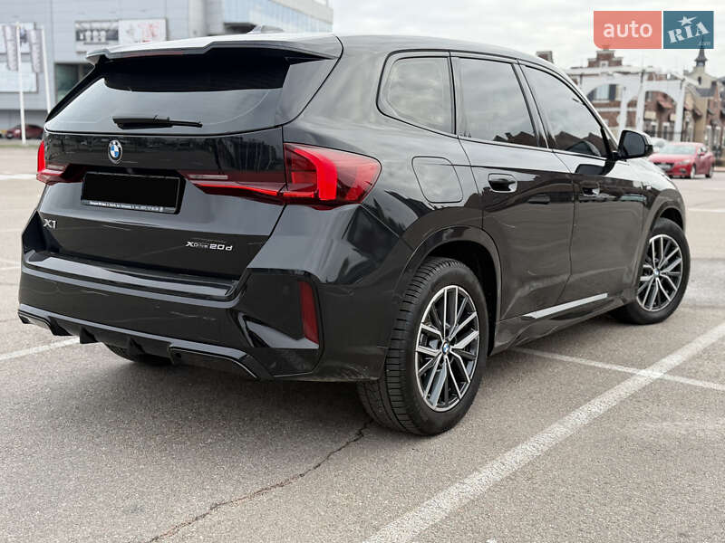 Внедорожник / Кроссовер BMW X1 2024 в Киеве