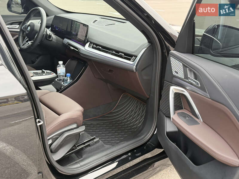 Внедорожник / Кроссовер BMW X1 2024 в Киеве