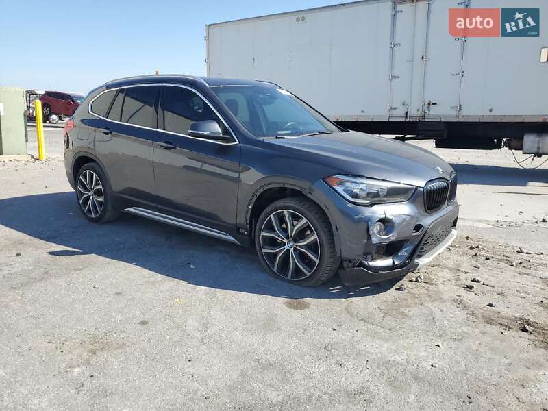 Внедорожник / Кроссовер BMW X1 2019 в Львове