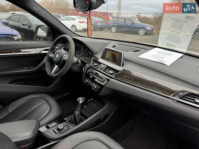 Позашляховик / Кросовер BMW X1 2016 в Луцьку