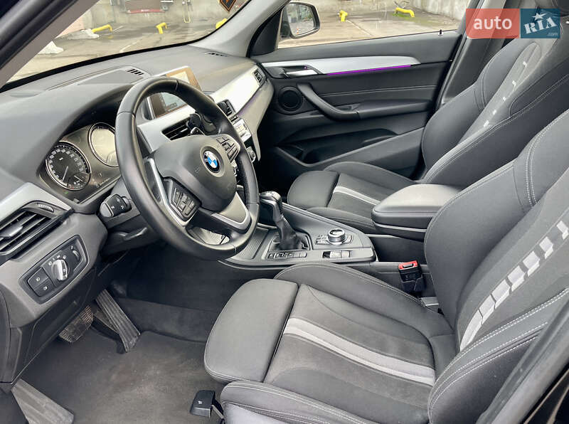 Внедорожник / Кроссовер BMW X1 2017 в Киеве