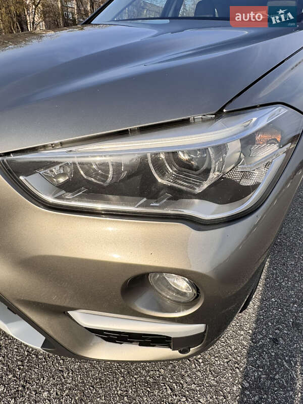 Внедорожник / Кроссовер BMW X1 2016 в Киеве фото 5 Внедорожник / Кроссовер BMW X1 2016 в Киеве