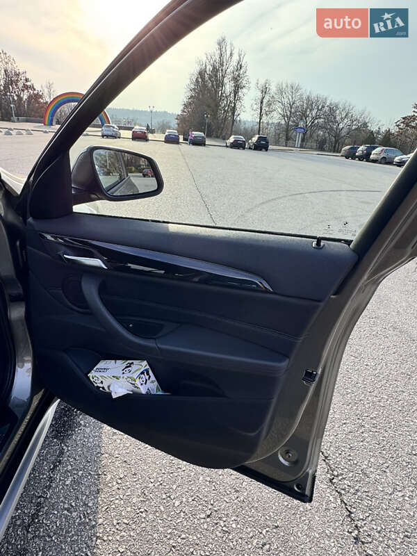 Внедорожник / Кроссовер BMW X1 2016 в Киеве фото 18 Внедорожник / Кроссовер BMW X1 2016 в Киеве