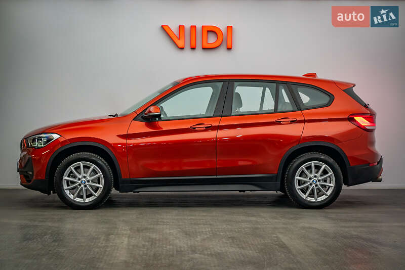 Внедорожник / Кроссовер BMW X1 2022 в Киеве