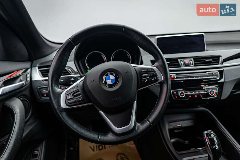 Внедорожник / Кроссовер BMW X1 2022 в Киеве