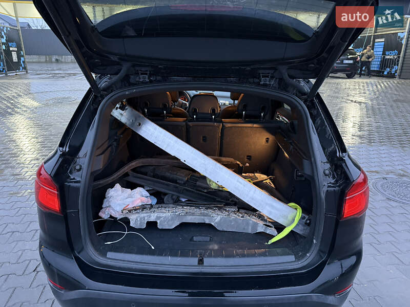 Внедорожник / Кроссовер BMW X1 2016 в Тернополе