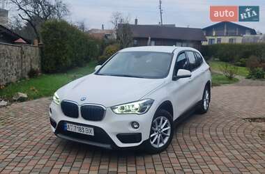 Позашляховик / Кросовер BMW X1 2016 в Івано-Франківську