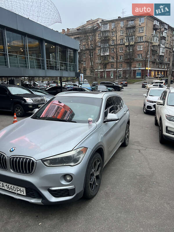 Внедорожник / Кроссовер BMW X1 2017 в Киеве