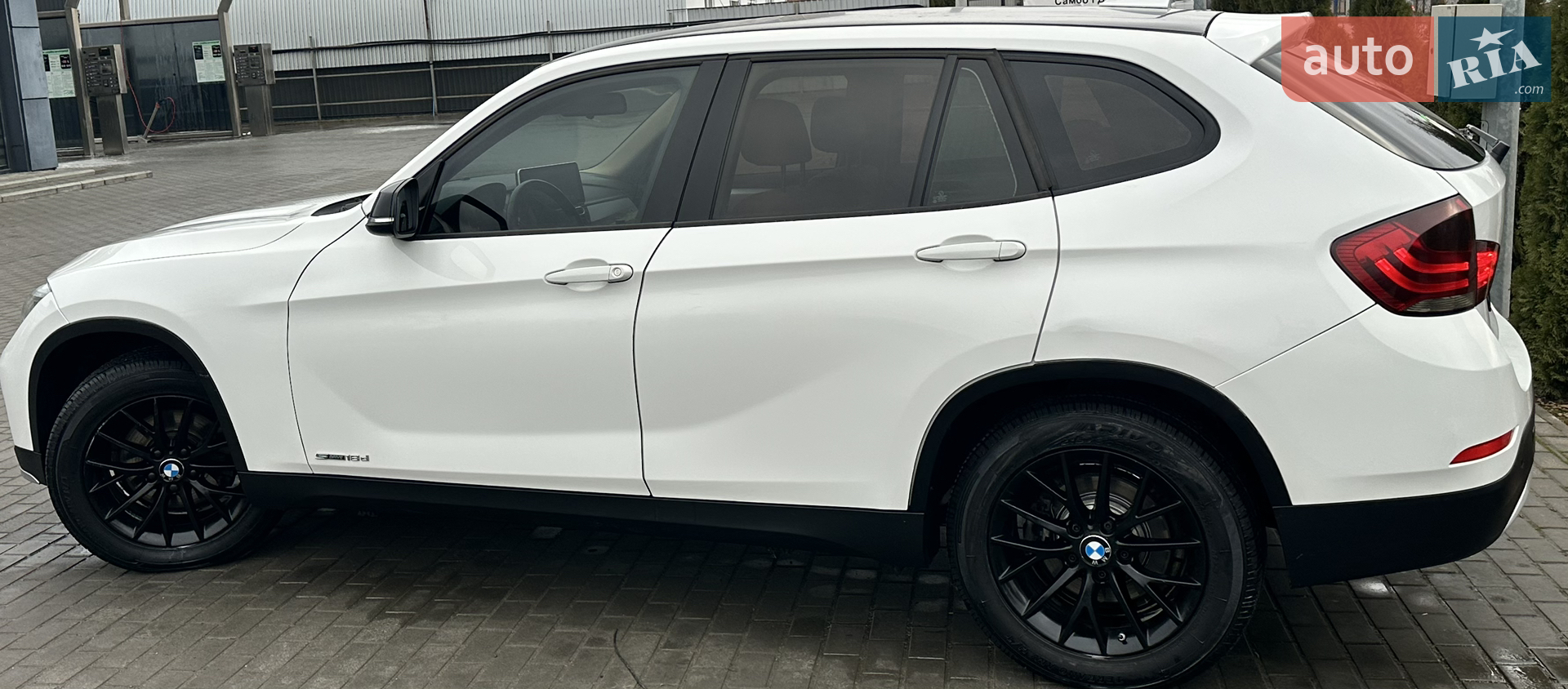 2015 BMW X1 - мініатюра 15