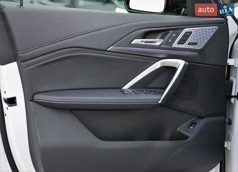 Внедорожник / Кроссовер BMW X1 2023 в Киеве