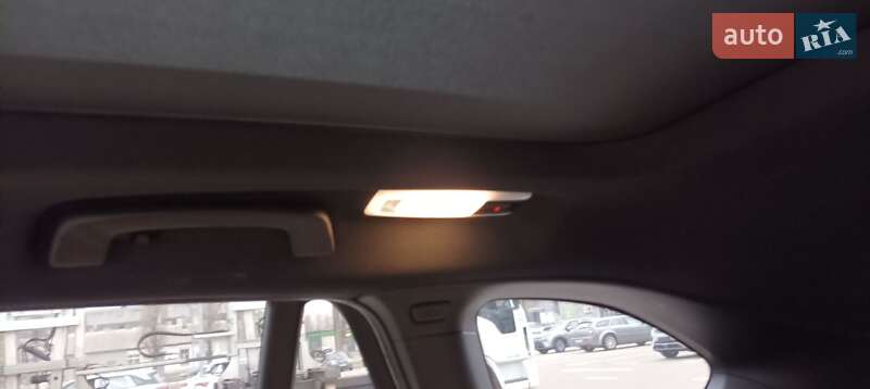 Внедорожник / Кроссовер BMW X1 2017 в Киеве