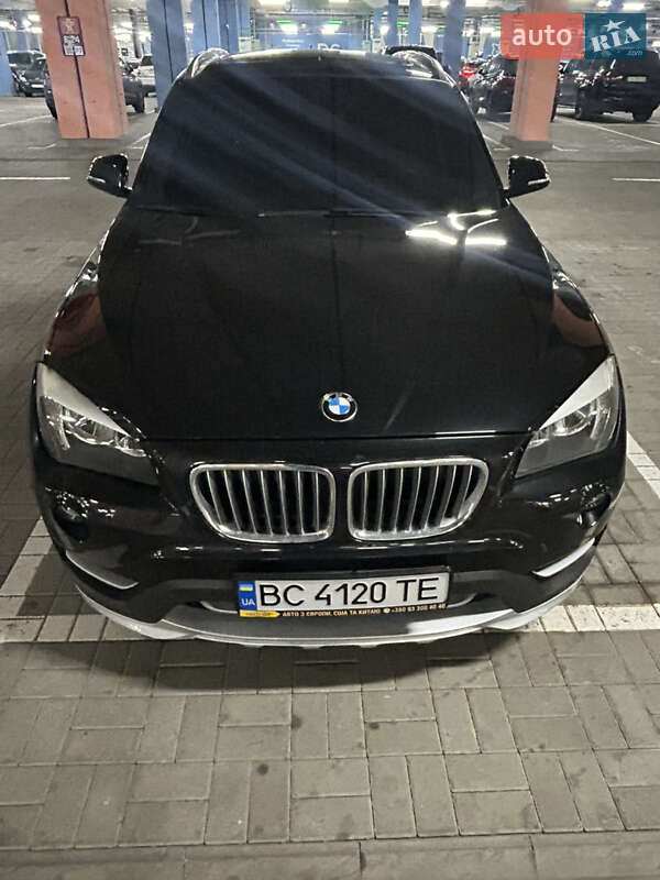 Внедорожник / Кроссовер BMW X1 2015 в Киеве