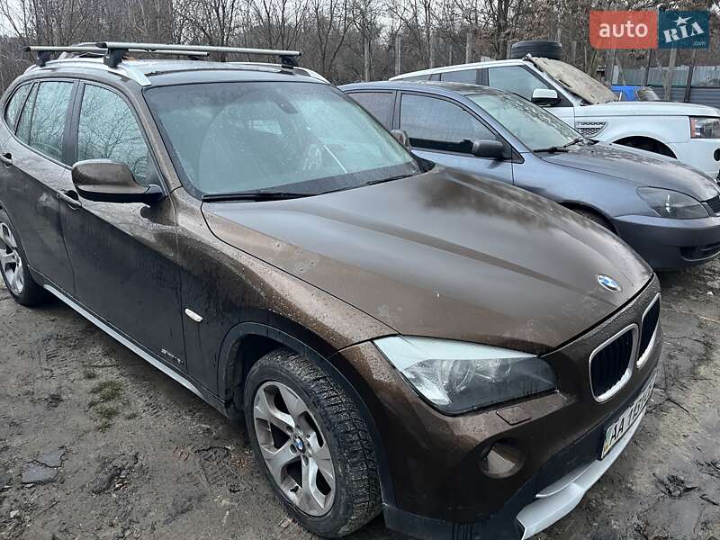 Позашляховик / Кросовер BMW X1 2011 в Києві