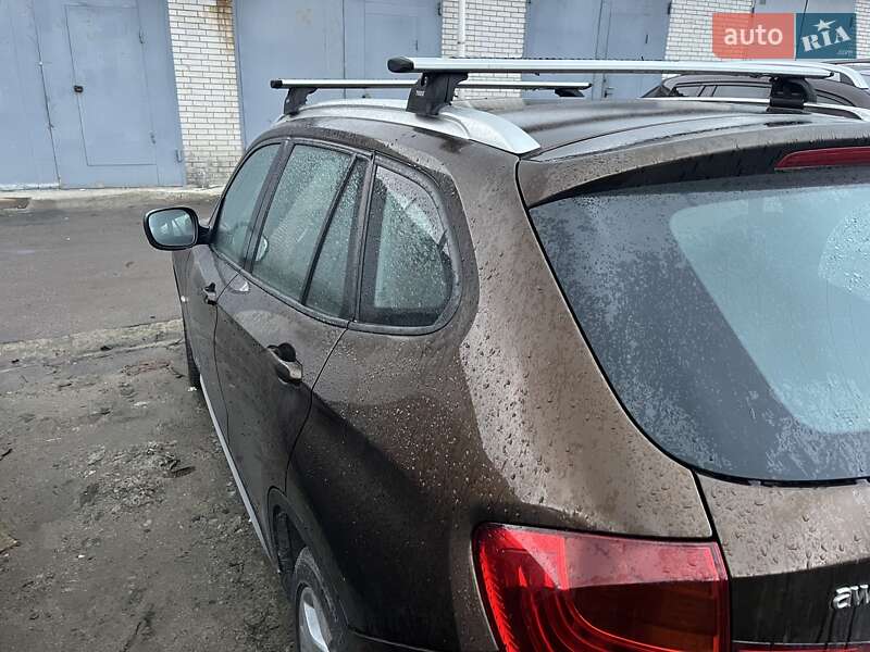 Позашляховик / Кросовер BMW X1 2011 в Києві
