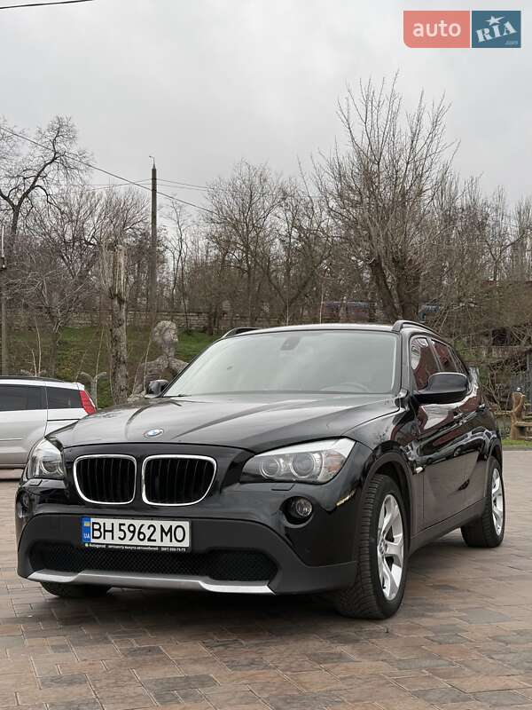 Внедорожник / Кроссовер BMW X1 2012 в Николаеве фото 2 Внедорожник / Кроссовер BMW X1 2012 в Николаеве