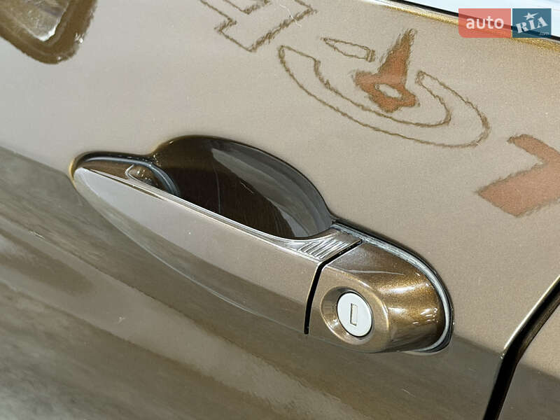 Внедорожник / Кроссовер BMW X1 2013 в Одессе