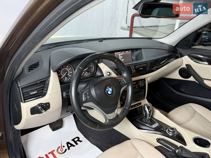 Внедорожник / Кроссовер BMW X1 2013 в Одессе