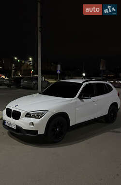Внедорожник / Кроссовер BMW X1 2013 в Киеве