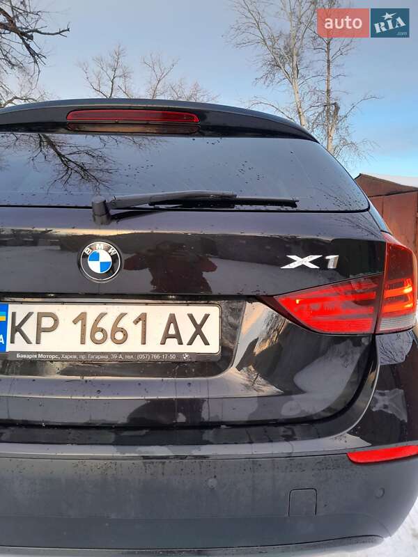 Позашляховик / Кросовер BMW X1 2010 в Запоріжжі