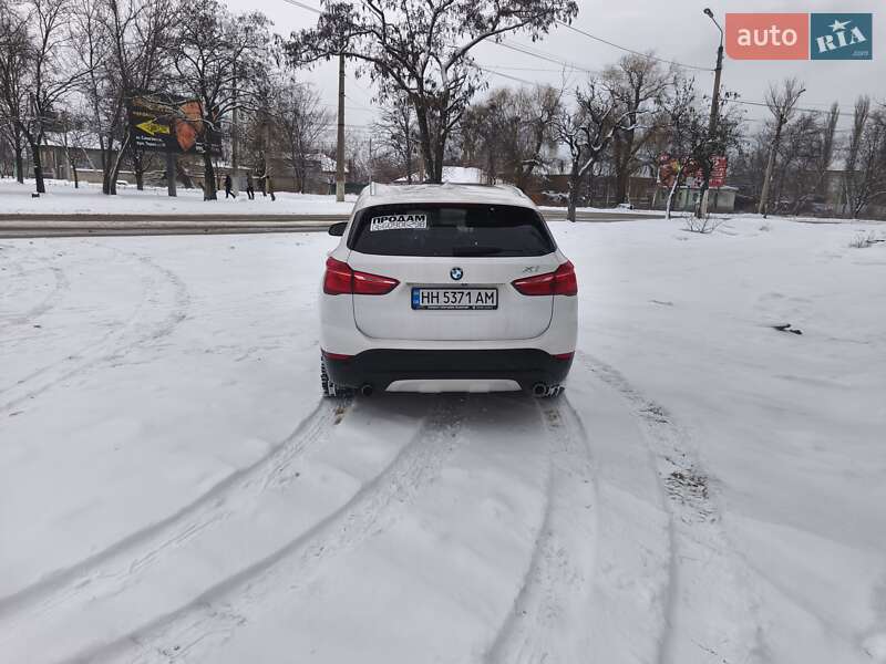 Позашляховик / Кросовер BMW X1 2017 в Дніпрі