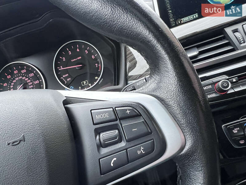 Внедорожник / Кроссовер BMW X1 2015 в Львове