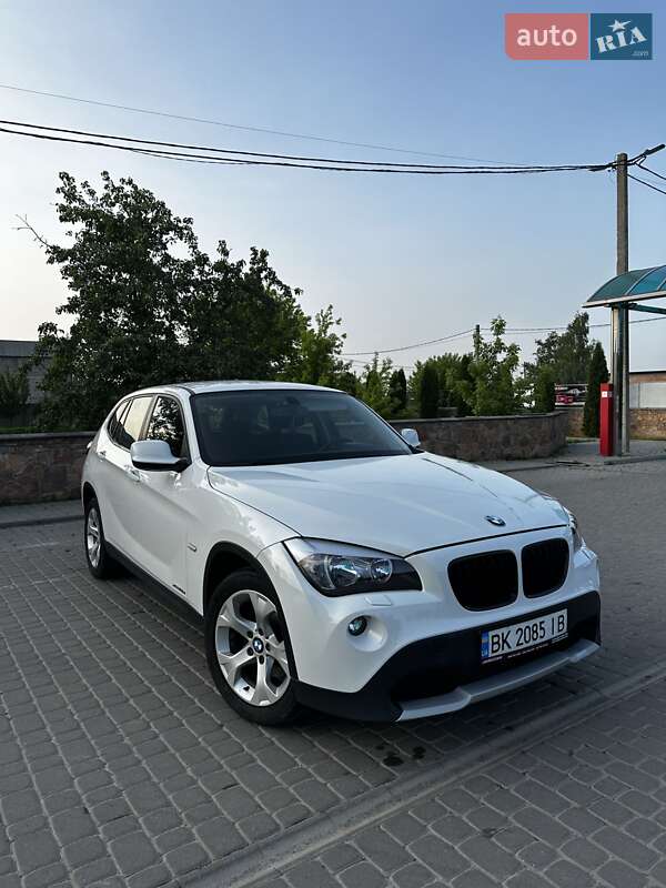 Позашляховик / Кросовер BMW X1 2011 в Березному фото 12 Позашляховик / Кросовер BMW X1 2011 в Березному