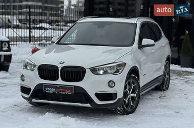 Внедорожник / Кроссовер BMW X1 2016 в Киеве