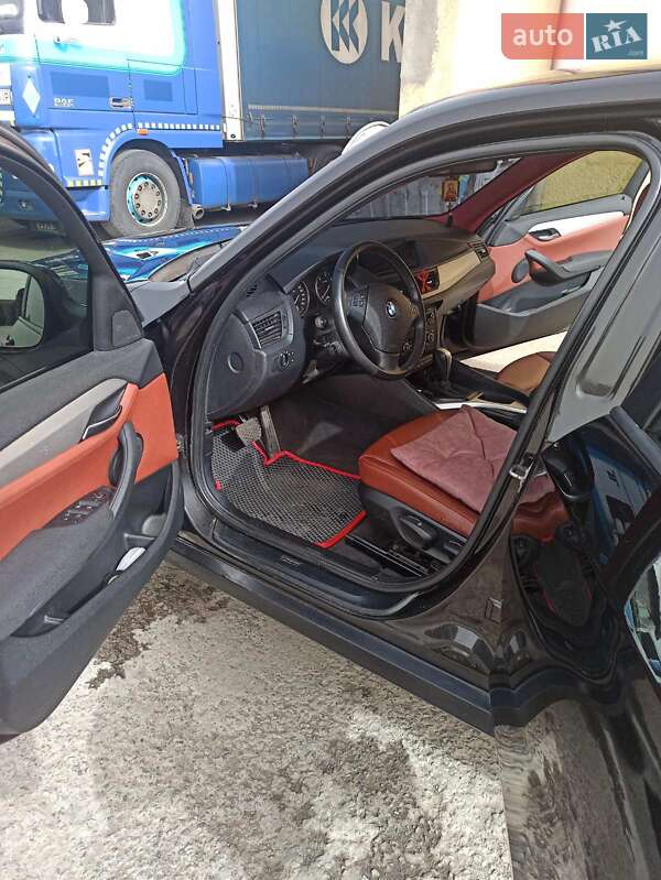 Внедорожник / Кроссовер BMW X1 2012 в Павлограде