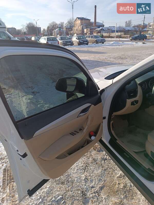 Позашляховик / Кросовер BMW X1 2013 в Житомирі фото 12 Позашляховик / Кросовер BMW X1 2013 в Житомирі
