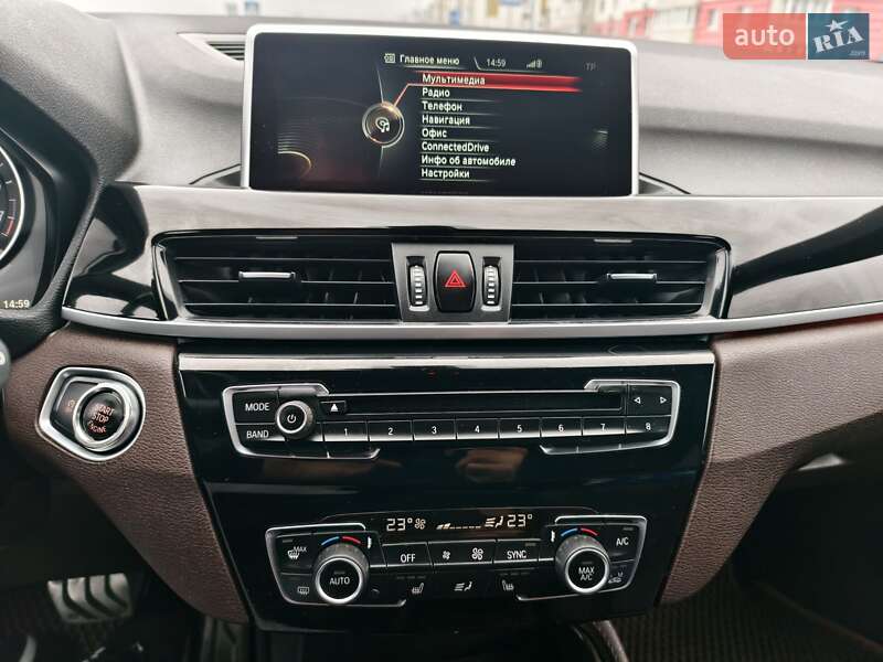 Внедорожник / Кроссовер BMW X1 2016 в Виннице