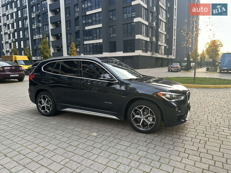 Внедорожник / Кроссовер BMW X1 2015 в Ивано-Франковске