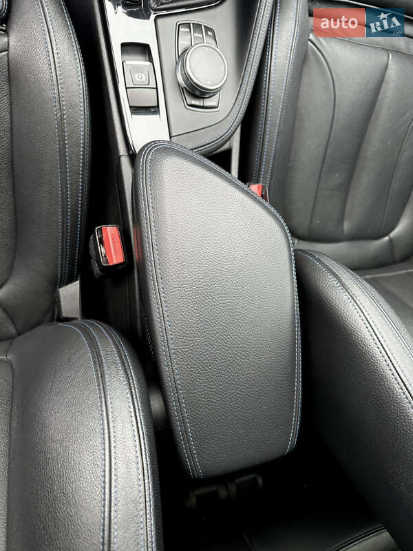 Позашляховик / Кросовер BMW X1 2016 в Звягелі