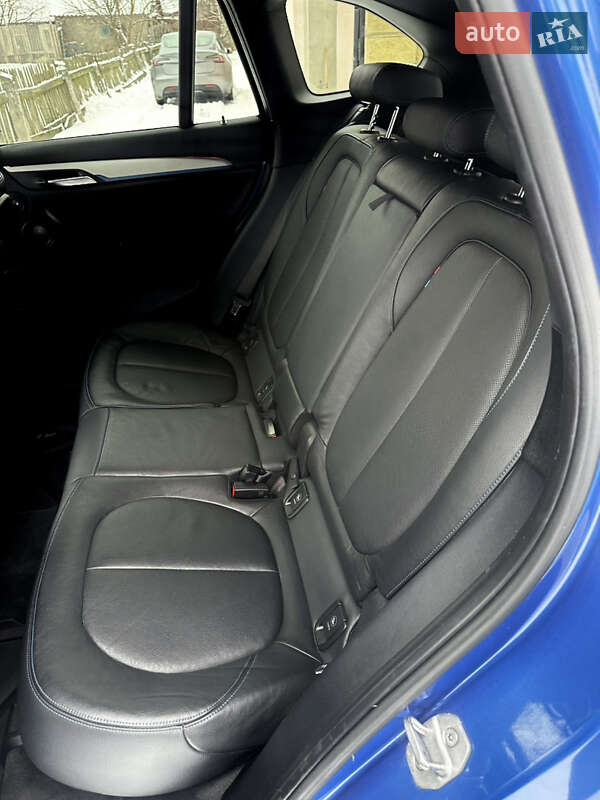 Позашляховик / Кросовер BMW X1 2016 в Звягелі