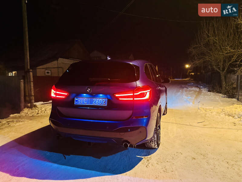 Позашляховик / Кросовер BMW X1 2016 в Звягелі